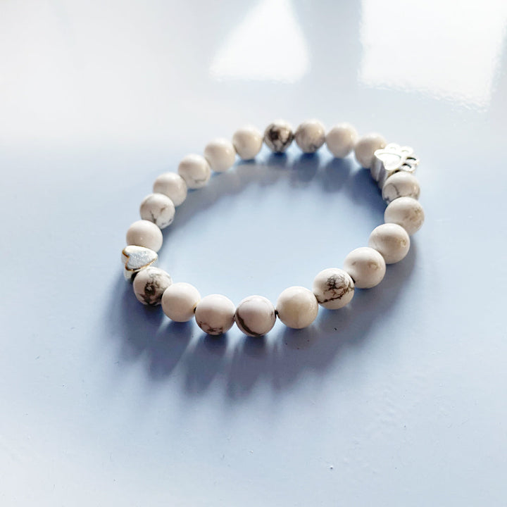 Bracelet with Natural Stones and Paw and Heart Charm – Handmade Design