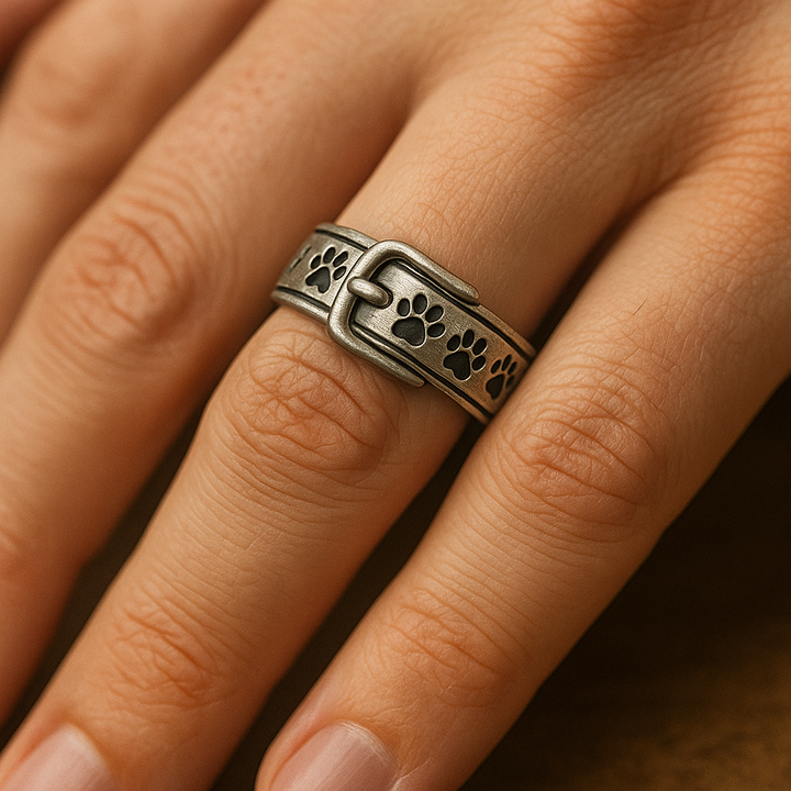 Sweet and Elegant Collar Ring with Dog-Shaped Design