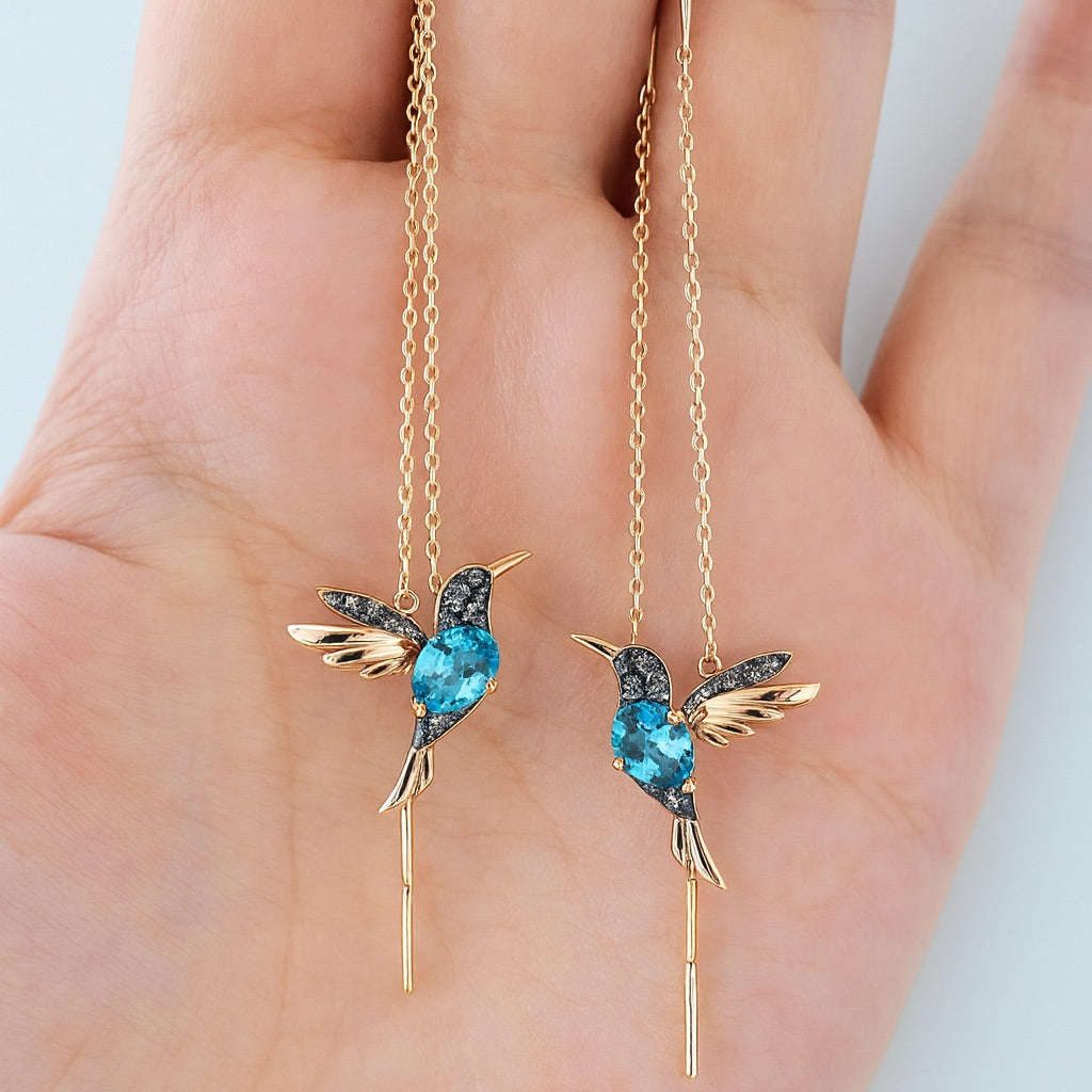 Earrings with Enamel and Zirconia in the Shape of a Hummingbird
