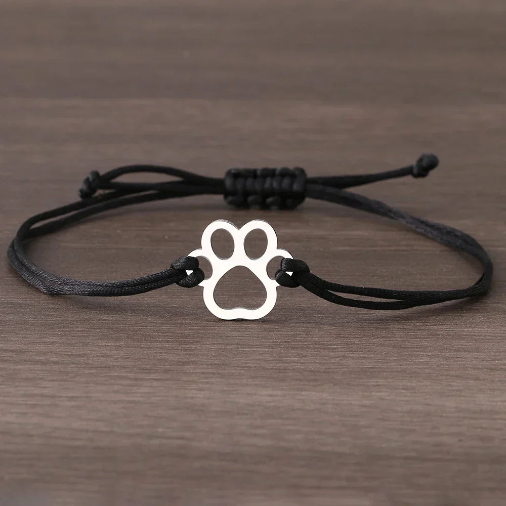 Bracelet with Cord and Paw Print – Adjustable Design in Black and Red