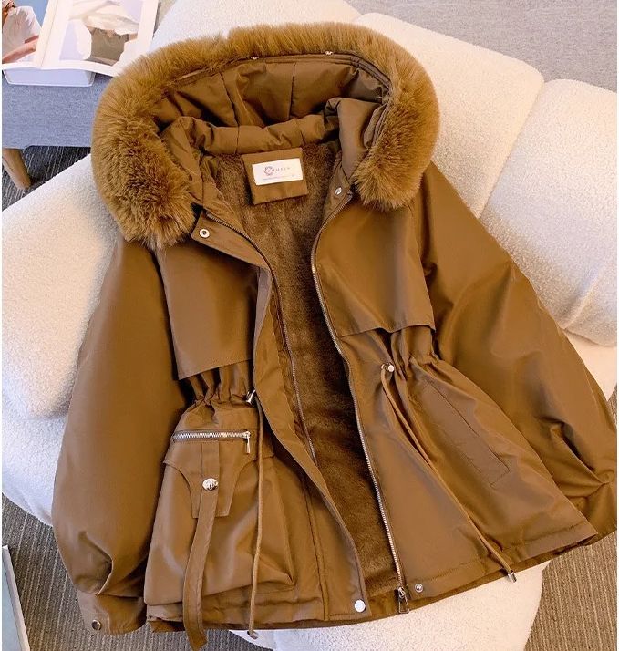 Marina - Sophisticated Jacket with Fur