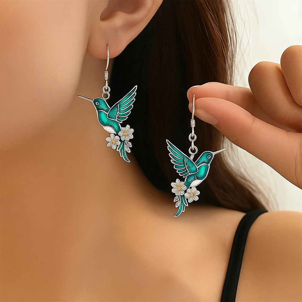 Beautiful Hummingbird Necklace + Free Earrings – Limited Offer