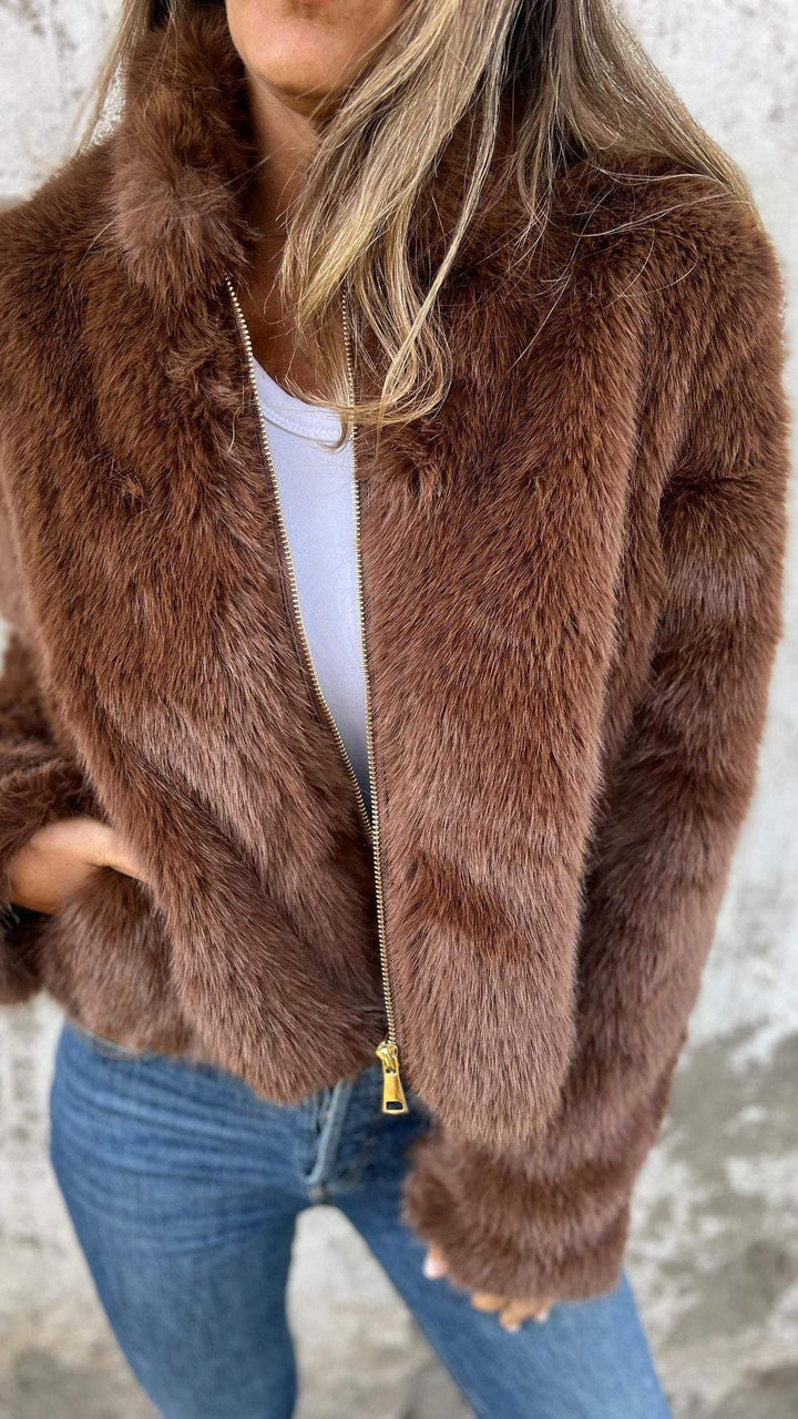 Lourdes - Zip-up Fur Coat