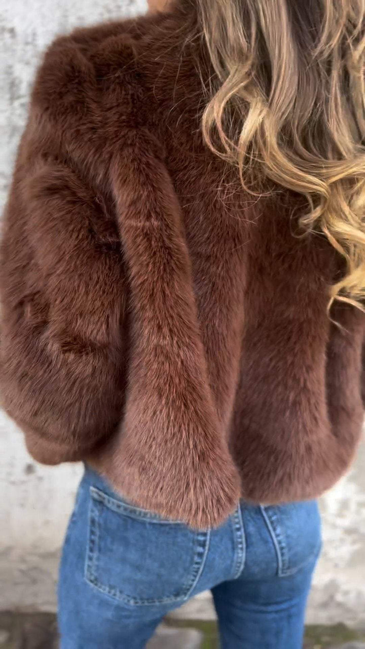 Lourdes - Zip-up Fur Coat